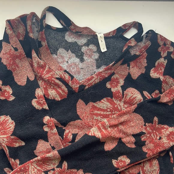 Sweater dress - Picture 1 of 3